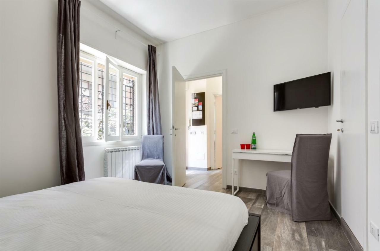 Porta Latina Suite - Private Apartment Rome'S Center エクステリア 写真